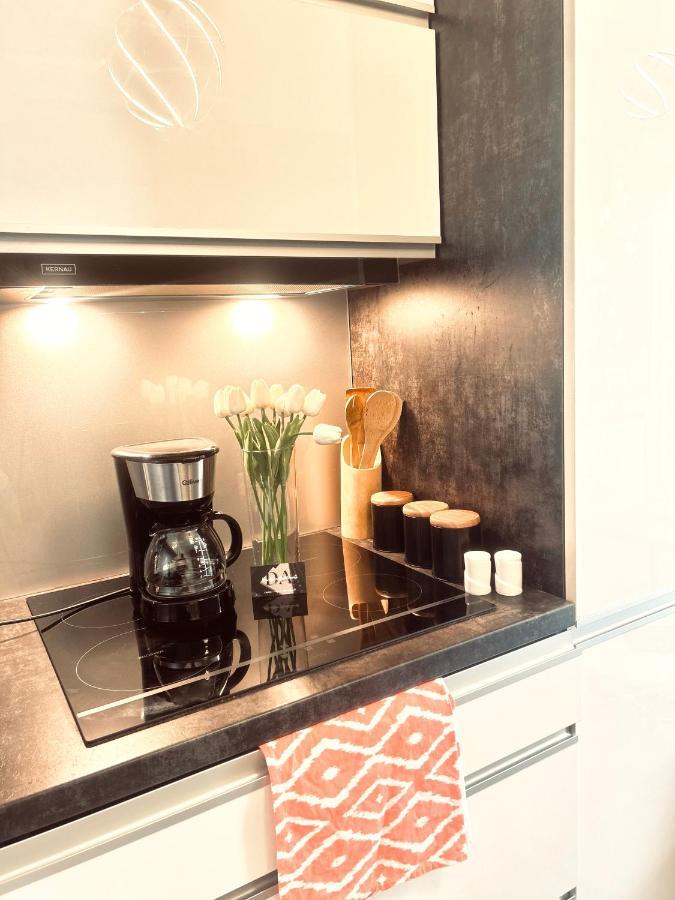 Downtownapartments Andy Air-Conditioned, Underground Parking Available Rzeszów Buitenkant foto